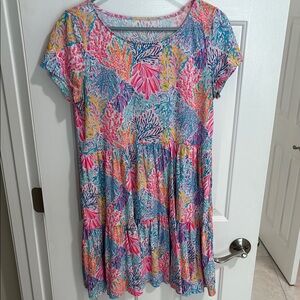 Lilly Pulitzer Colorful Floral Short Sleeve Dress